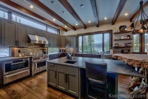 custom-kitchen-in-timber-frame-house