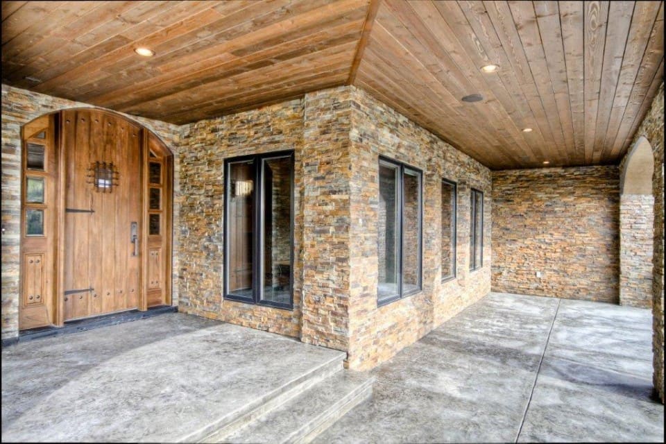 custom front entry to log home