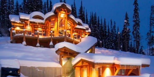luxury-log-cabin-in-the-snow