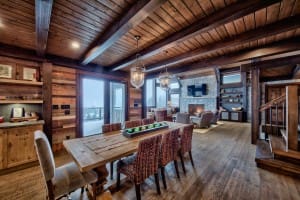 dining-room-in-timber-frame-house