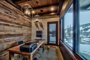 custom-wood-wall-in-office